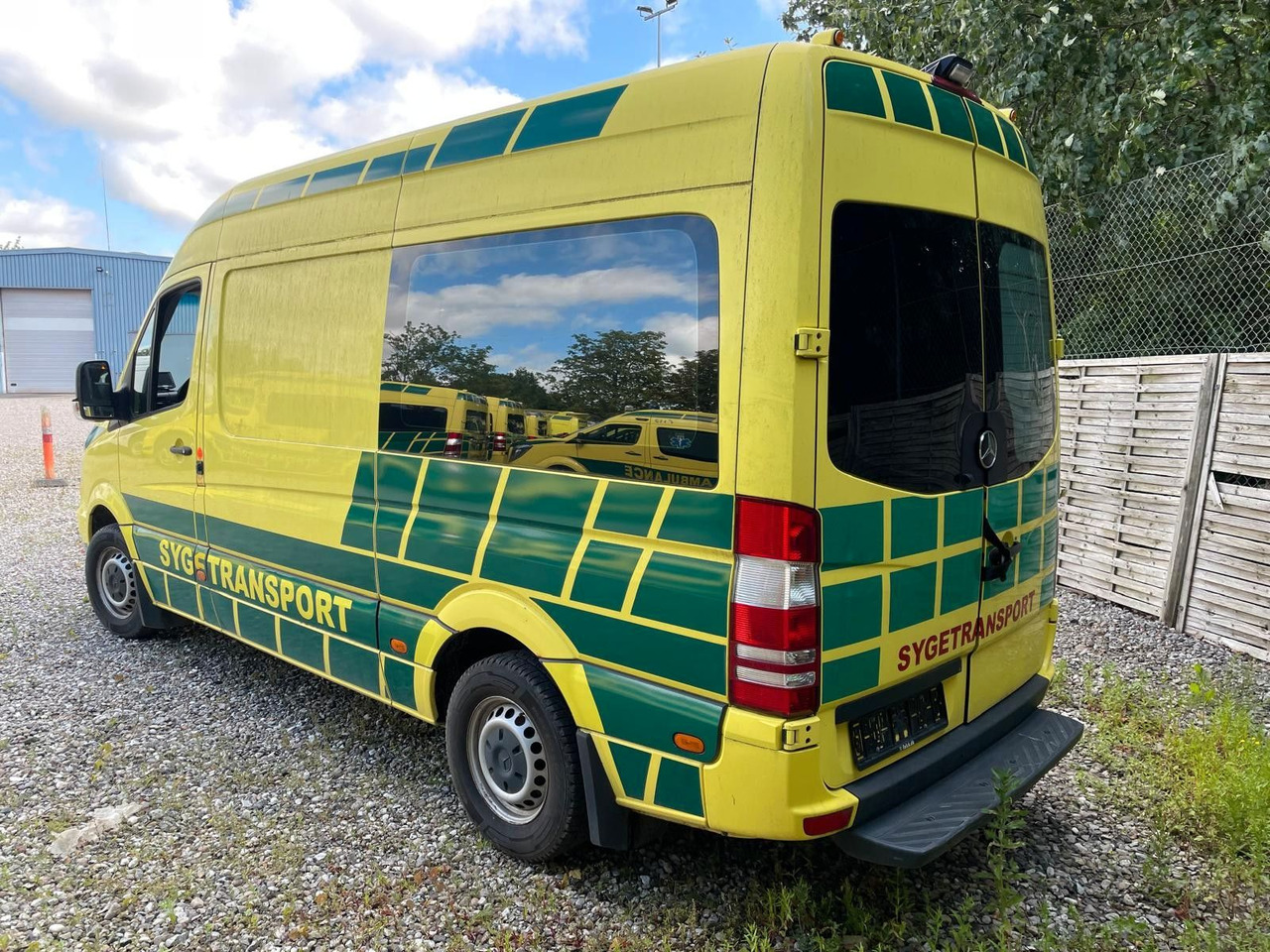 Mercedes-Benz Sprinter II Kasten 316CDI Aut *Ambulance - Линейка: снимка 3 Mercedes-Benz Sprinter II Kasten 316CDI Aut *Ambulance - Линейка: снимка 3
