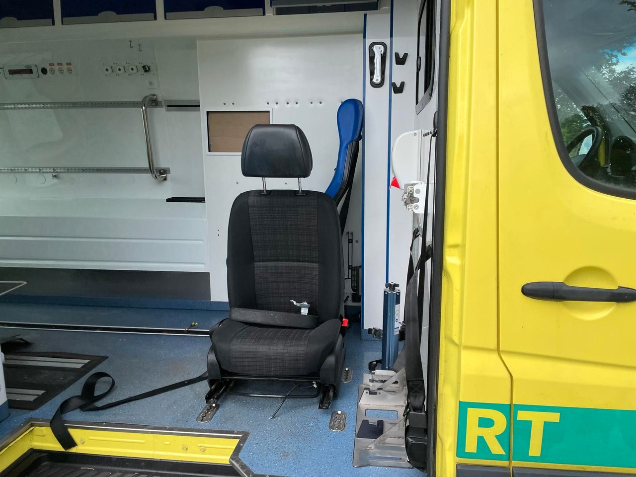 Лизинг на  Mercedes-Benz Sprinter Kasten 316 CDI Aut Mercedes-Benz Sprinter Kasten 316 CDI Aut: снимка 18