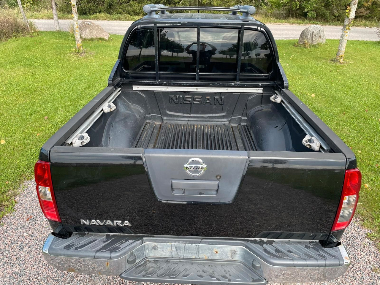 Nissan Navara Pickup Double Cab LE V6 4x4 LB - Джип: снимка 5 Nissan Navara Pickup Double Cab LE V6 4x4 LB - Джип: снимка 5