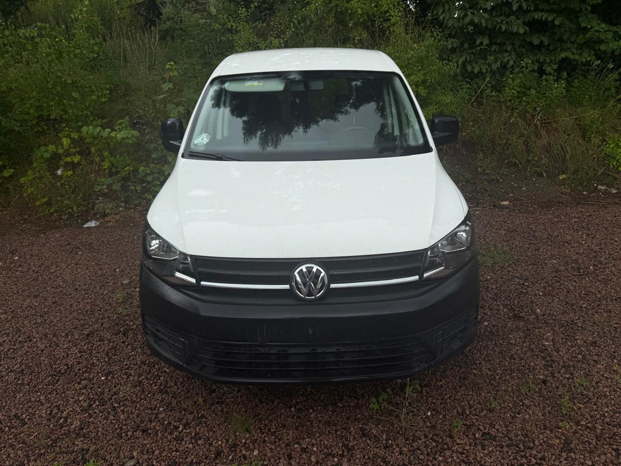 Volkswagen Caddy 2.0 TDI *A/C *ENGINE DEFECT - Малък ван: снимка 4 Volkswagen Caddy 2.0 TDI *A/C *ENGINE DEFECT - Малък ван: снимка 4