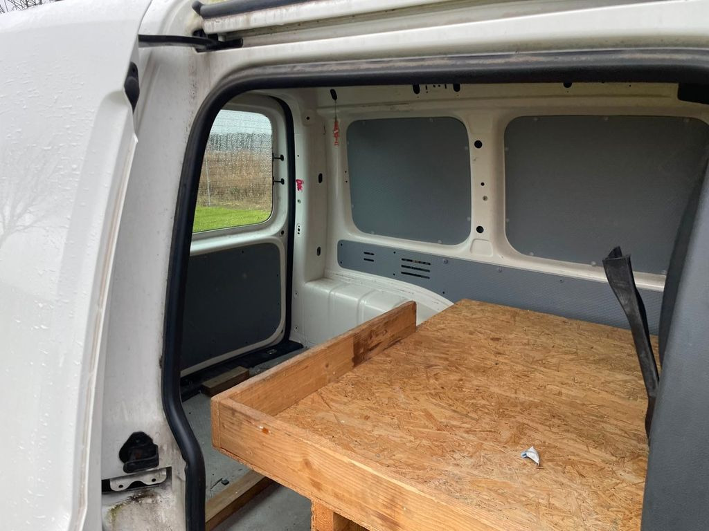 Малък ван Volkswagen Caddy Kasten BlueMotion: снимка 22