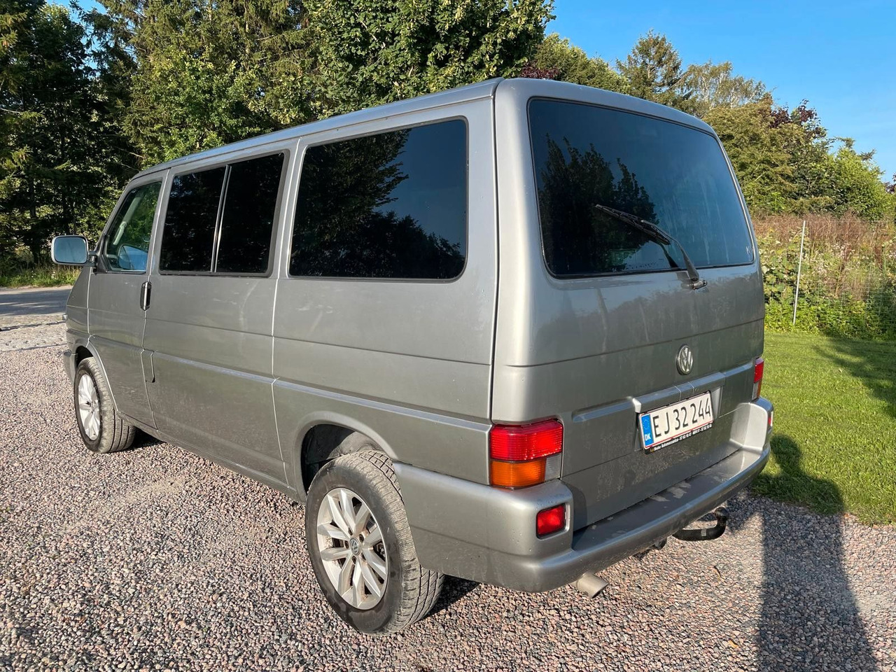 Volkswagen T4 Multivan Bus VR6 *12 000€ - Пътнически бус: снимка 3 Volkswagen T4 Multivan Bus VR6 *12 000€ - Пътнически бус: снимка 3
