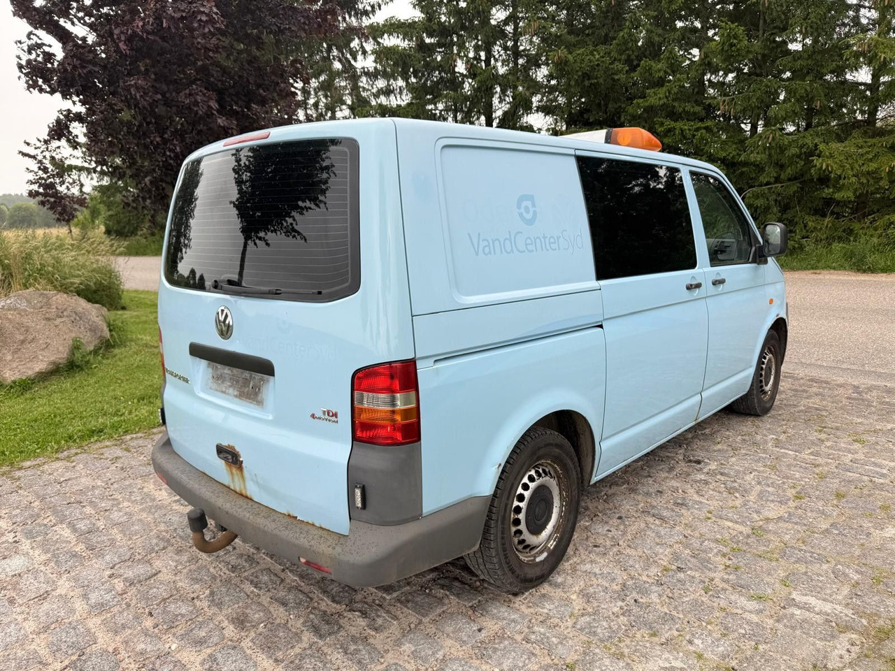 Volkswagen T5 Transporter 2.5 TDI 4Motion *Klima *4x4 - Малък ван: снимка 4 Volkswagen T5 Transporter 2.5 TDI 4Motion *Klima *4x4 - Малък ван: снимка 4