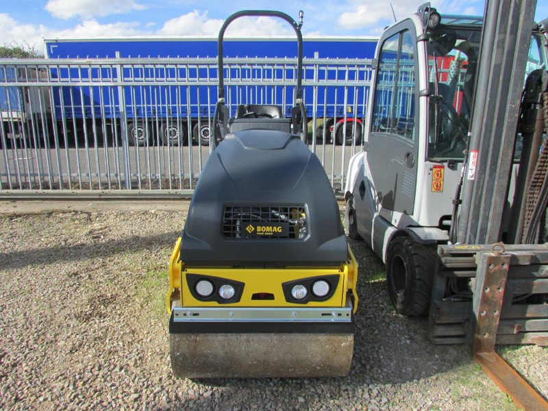 Bomag BW 90 AD-5 Walze / 21.500 EUR - Валяк: снимка 3 Bomag BW 90 AD-5 Walze / 21.500 EUR - Валяк: снимка 3