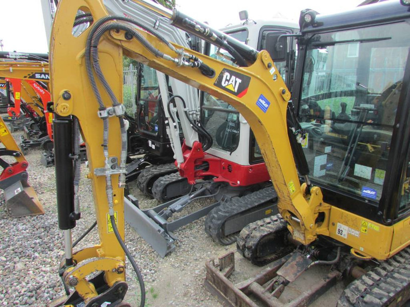 Cat 301.8 Minibagger 21.000 EUR netto - Мини багер: снимка 4 Cat 301.8 Minibagger 21.000 EUR netto - Мини багер: снимка 4