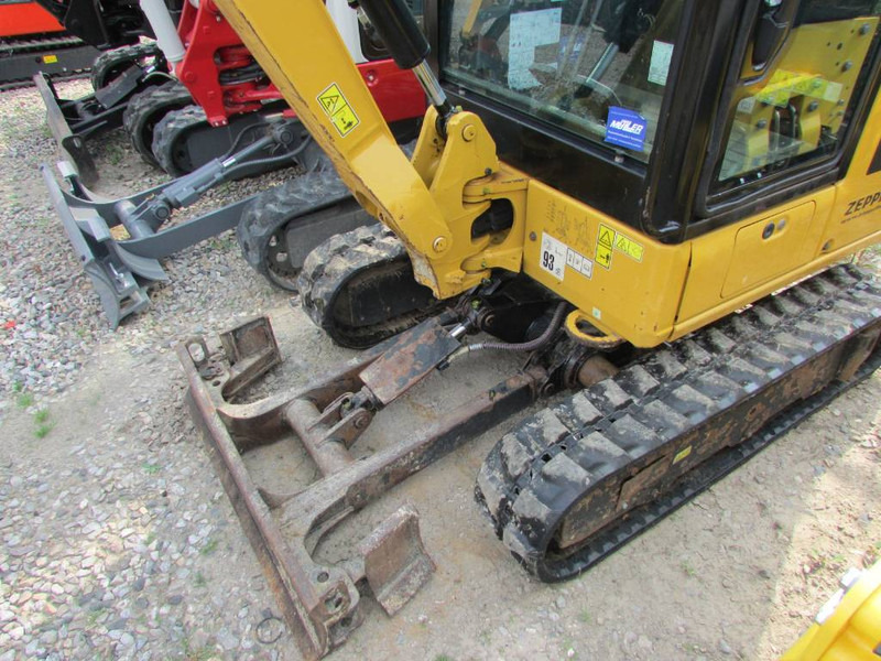 Cat 301.8 Minibagger 21.000 EUR netto - Мини багер: снимка 3 Cat 301.8 Minibagger 21.000 EUR netto - Мини багер: снимка 3