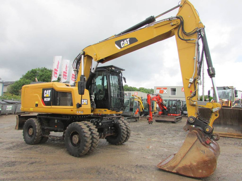 Cat M 320 F Mobilbagger 69.500 EUR / AC - Колесен багер: снимка 3 Cat M 320 F Mobilbagger 69.500 EUR / AC - Колесен багер: снимка 3