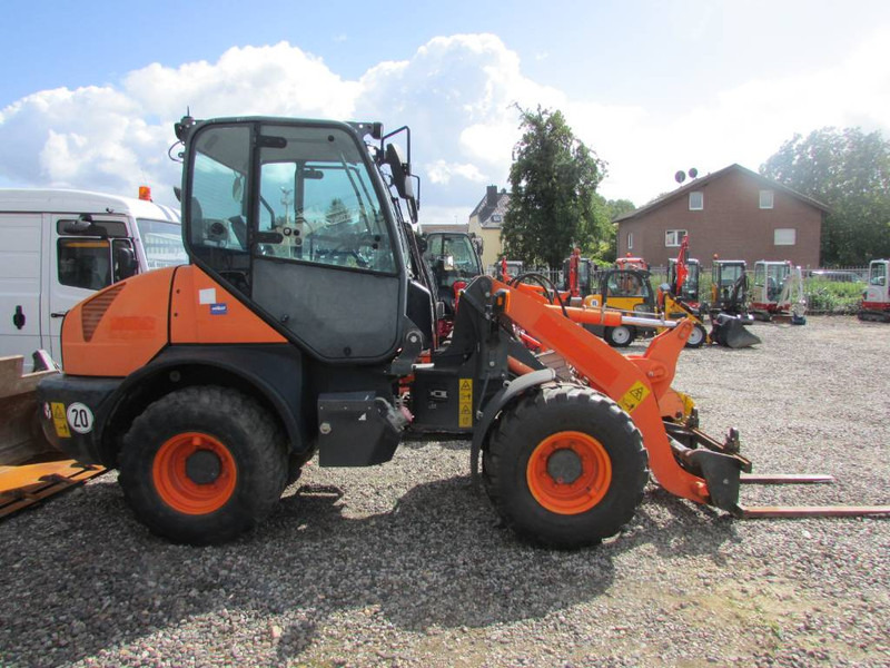Komatsu WA 80-6 Radlader 27.500 EUR - Колесен товарач: снимка 1 Komatsu WA 80-6 Radlader 27.500 EUR - Колесен товарач: снимка 1