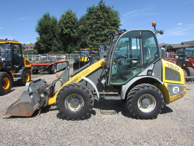 Kramer 750 Radlader 21.500 EUR - Колесен товарач: снимка 1 Kramer 750 Radlader 21.500 EUR - Колесен товарач: снимка 1