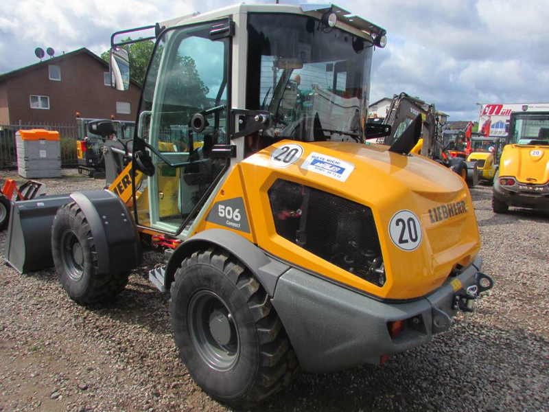 Liebherr L 506 C Compact 47.000 EUR netto Radlader 506C - Колесен товарач: снимка 4 Liebherr L 506 C Compact 47.000 EUR netto Radlader 506C - Колесен товарач: снимка 4