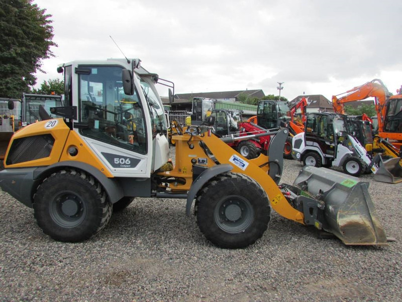 Liebherr L 506 Compact Radlader 41.500 EUR - Колесен товарач: снимка 5 Liebherr L 506 Compact Radlader 41.500 EUR - Колесен товарач: снимка 5