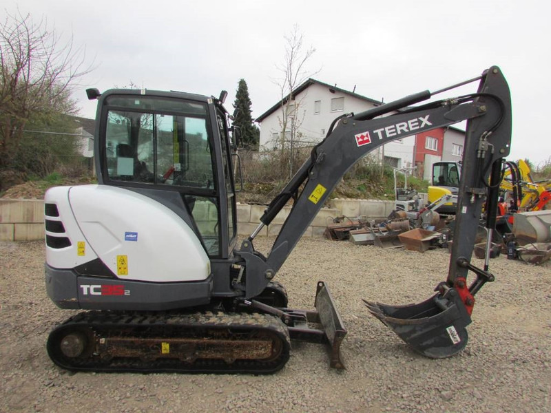 Terex TC 35-2 Minibagger 24.500 EUR Top Zustand - Мини багер: снимка 4 Terex TC 35-2 Minibagger 24.500 EUR Top Zustand - Мини багер: снимка 4