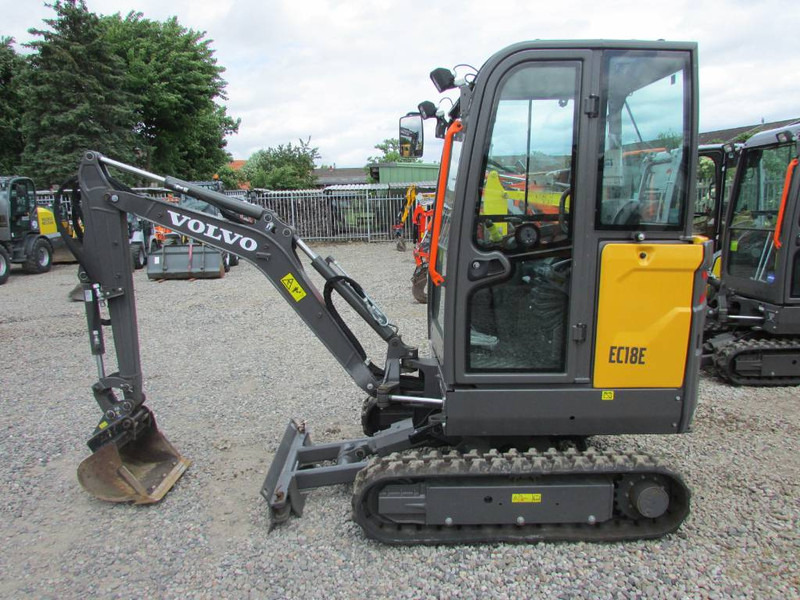 Volvo EC 18 E Minibagger 24.500 EUR - Мини багер: снимка 1 Volvo EC 18 E Minibagger 24.500 EUR - Мини багер: снимка 1