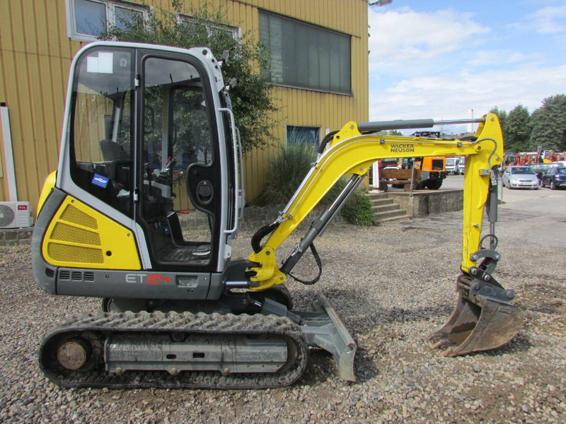 WACKER NEUSON ET 24 Minibagger 26.500 EUR - Мини багер: снимка 5 WACKER NEUSON ET 24 Minibagger 26.500 EUR - Мини багер: снимка 5
