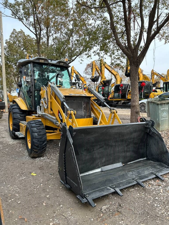 CAT 420F - Багер-товарач: снимка 2 CAT 420F - Багер-товарач: снимка 2