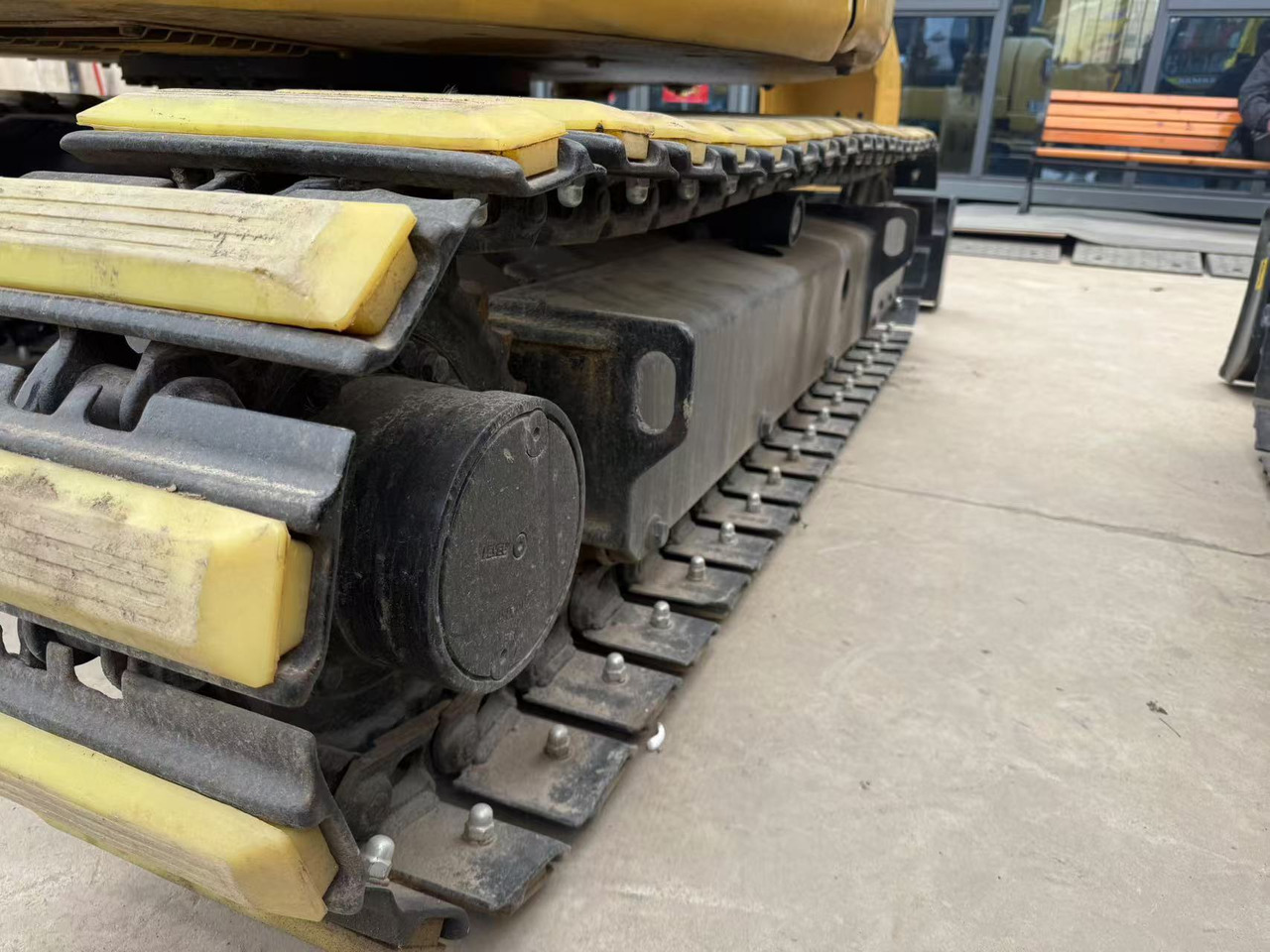CATERPILLAR 303.5ECR - Мини багер: снимка 4 CATERPILLAR 303.5ECR - Мини багер: снимка 4