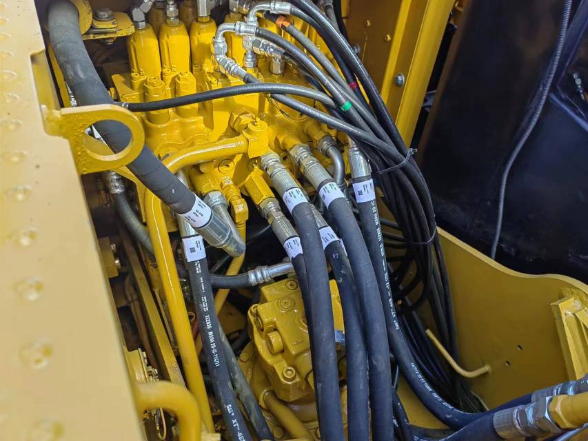 CATERPILLAR 312D2GC - Верижен багер: снимка 2 CATERPILLAR 312D2GC - Верижен багер: снимка 2