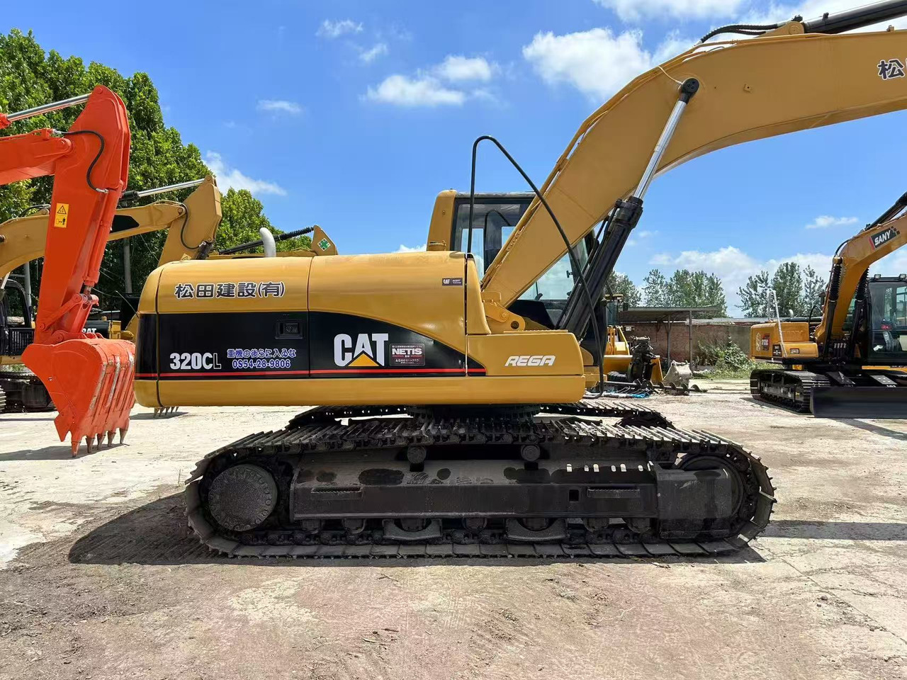 CATERPILLAR 320CL - Верижен багер: снимка 2 CATERPILLAR 320CL - Верижен багер: снимка 2