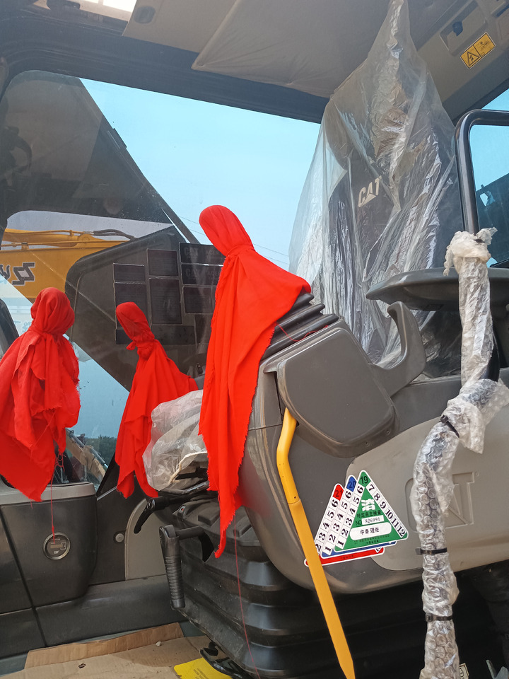 CATERPILLAR 323D2L - Верижен багер: снимка 3 CATERPILLAR 323D2L - Верижен багер: снимка 3