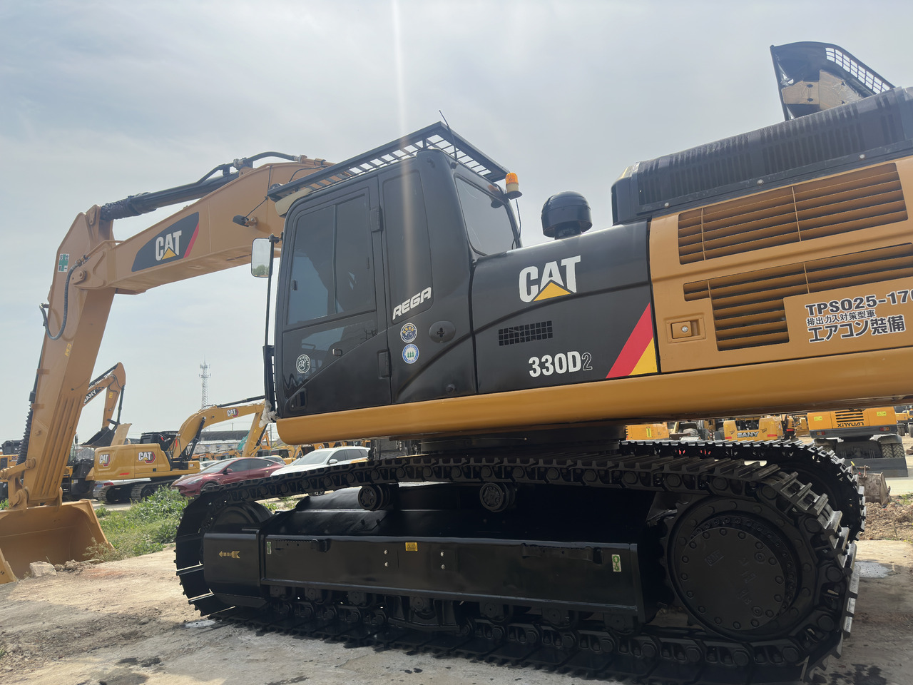 CATERPILLAR 330D2 - Верижен багер: снимка 1 CATERPILLAR 330D2 - Верижен багер: снимка 1