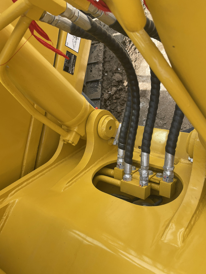 Мини багер KOMATSU PC 130-7: снимка 11