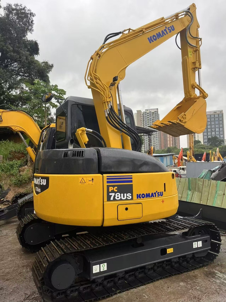 KOMATSU PC78US - Верижен багер: снимка 1 KOMATSU PC78US - Верижен багер: снимка 1