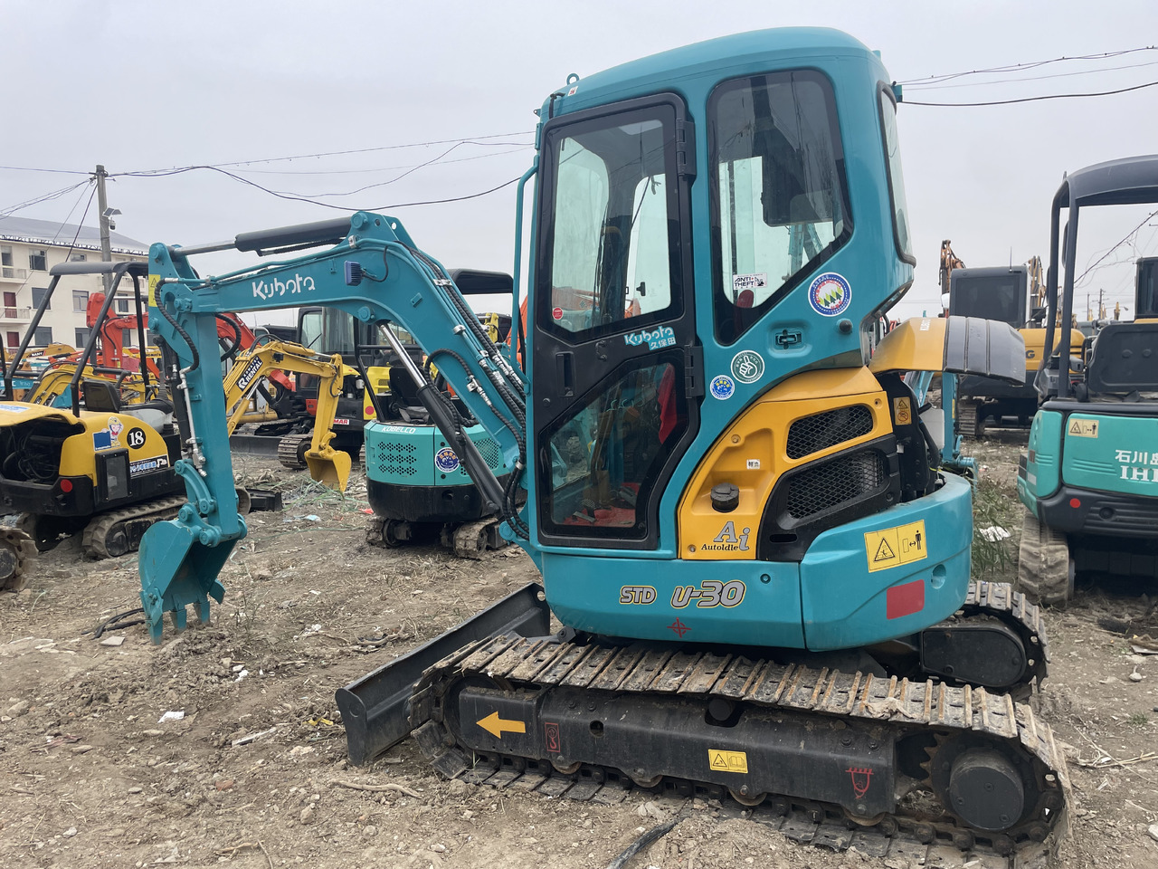 KUBOTA U-30 - Мини багер: снимка 1 KUBOTA U-30 - Мини багер: снимка 1
