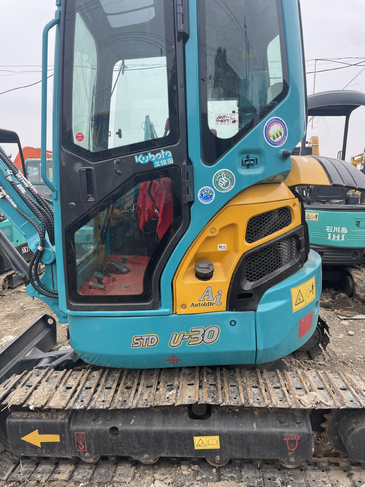 KUBOTA U-30 - Мини багер: снимка 2 KUBOTA U-30 - Мини багер: снимка 2