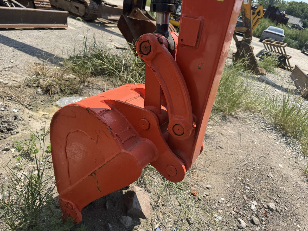 KUBOTA U35-5 - Мини багер: снимка 4 KUBOTA U35-5 - Мини багер: снимка 4