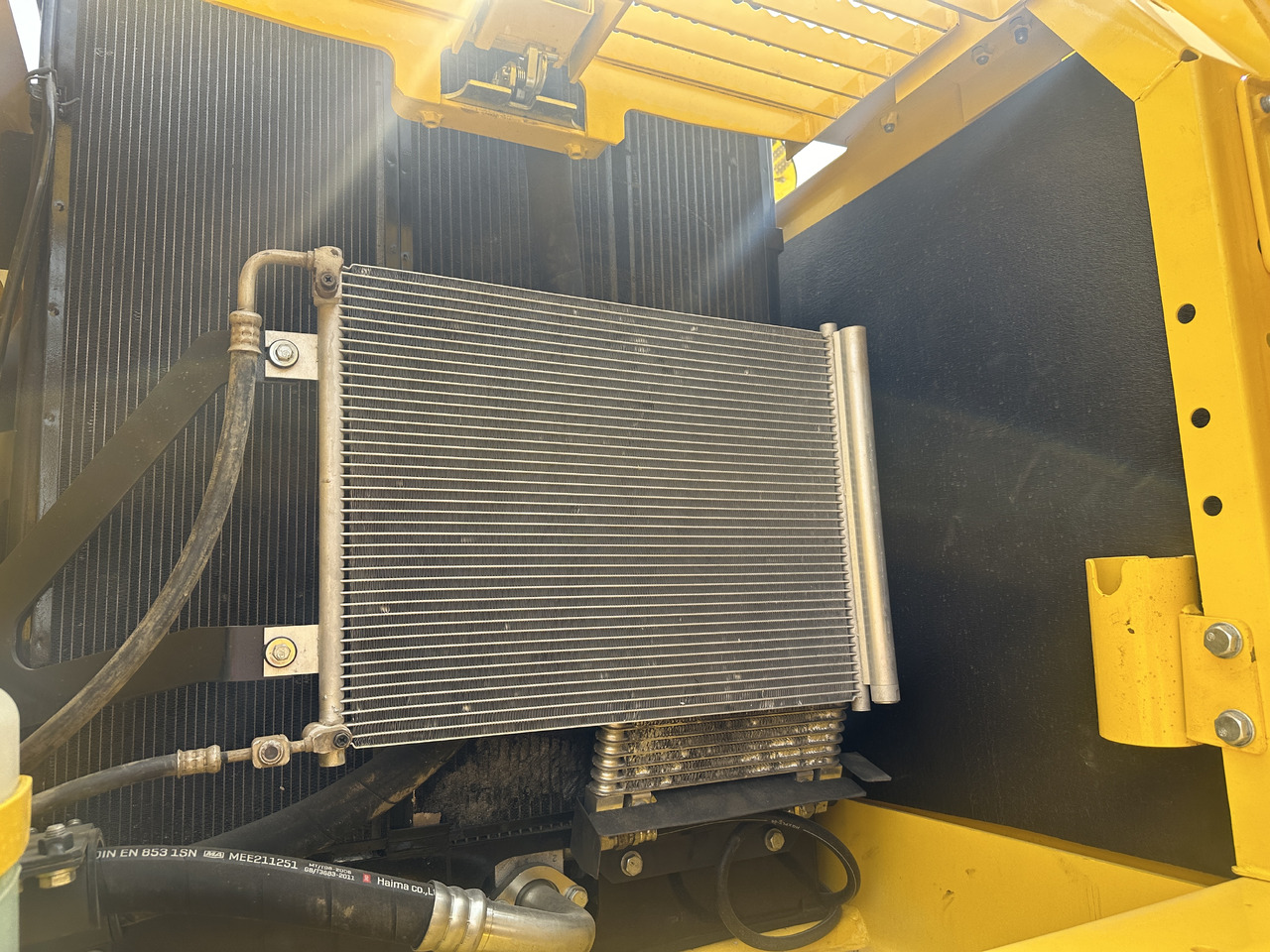 Komatsu PC 240 LC-8 - Верижен багер: снимка 4 Komatsu PC 240 LC-8 - Верижен багер: снимка 4