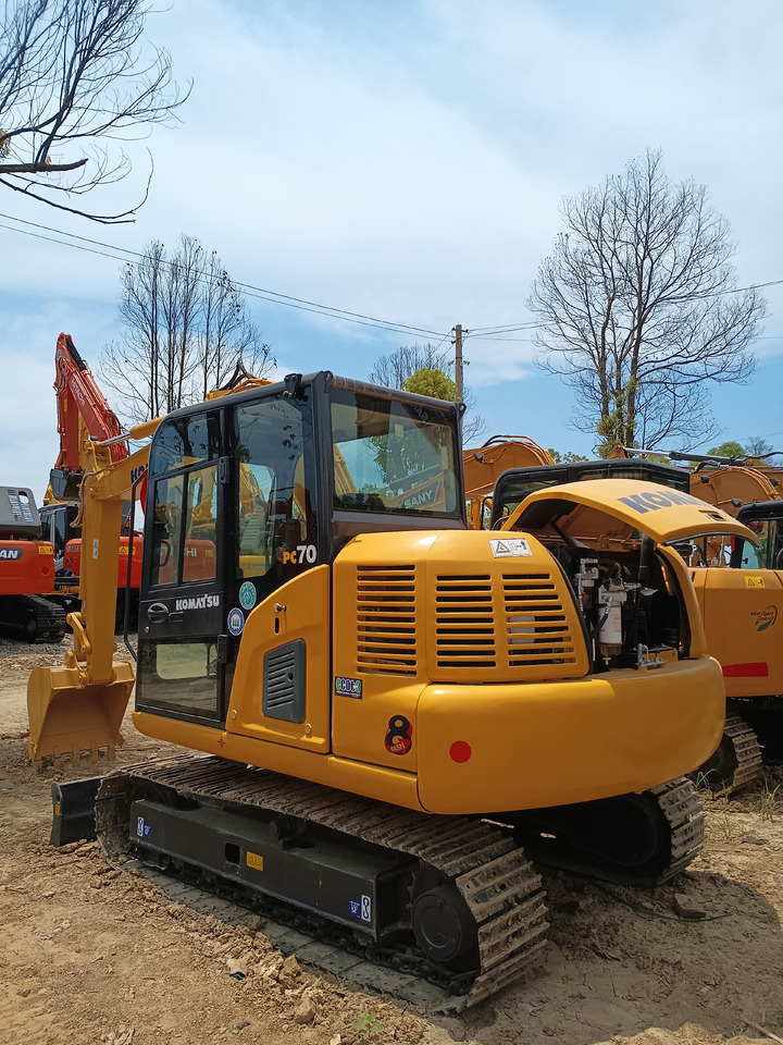 Komatsu PC70 - Верижен багер: снимка 2 Komatsu PC70 - Верижен багер: снимка 2