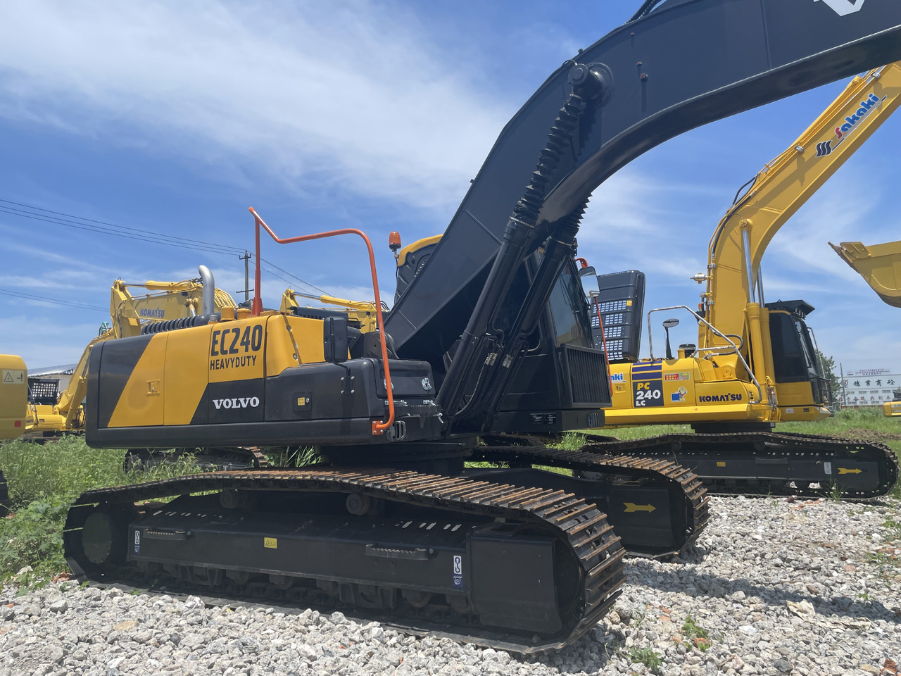 VOLVO EC240 - Верижен багер: снимка 3 VOLVO EC240 - Верижен багер: снимка 3