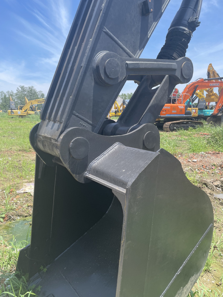 VOLVO EC240 - Верижен багер: снимка 4 VOLVO EC240 - Верижен багер: снимка 4
