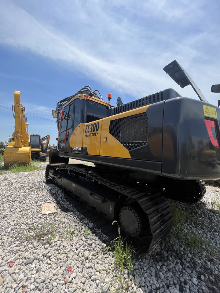 Volvo EC300DL - Верижен багер: снимка 5 Volvo EC300DL - Верижен багер: снимка 5