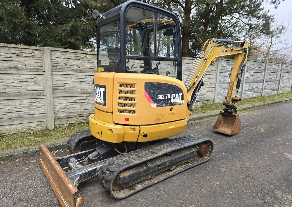 Caterpillar - Мини багер: снимка 2 Caterpillar - Мини багер: снимка 2