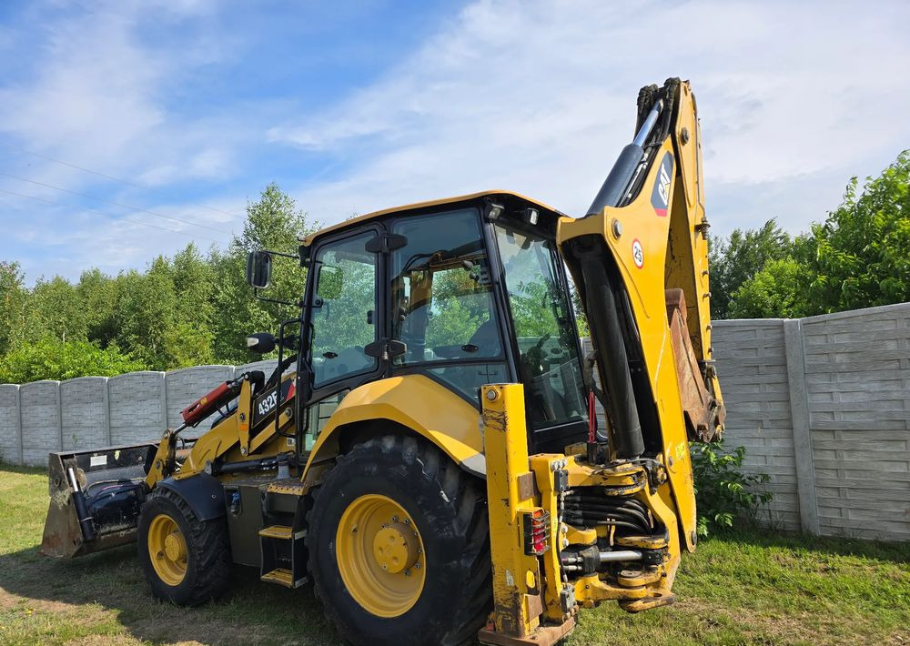 Багер-товарач Caterpillar: снимка 7