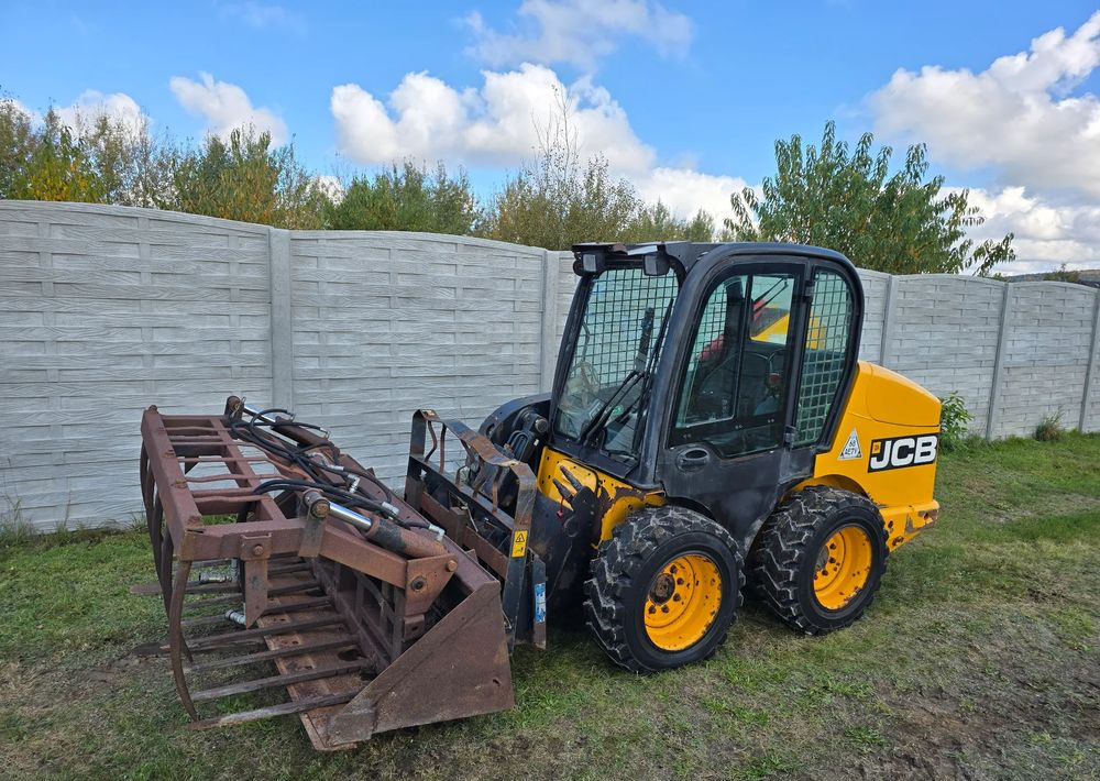 JCB - Товарач: снимка 1 JCB - Товарач: снимка 1