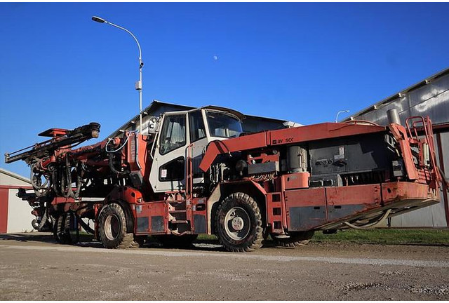Sandvik DT1130-SC - Пробивна машина: снимка 4 Sandvik DT1130-SC - Пробивна машина: снимка 4