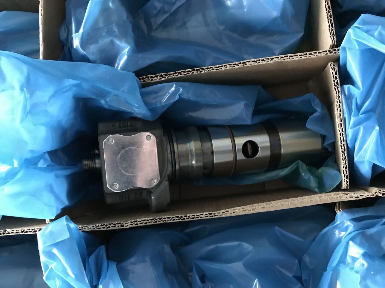 Bosch 028745902 Mercedes-Benz AXOR-ATEGO-ACTROS MERCEDES truck - Горивна помпа за Камион: снимка 1 Bosch 028745902 Mercedes-Benz AXOR-ATEGO-ACTROS MERCEDES truck - Горивна помпа за Камион: снимка 1