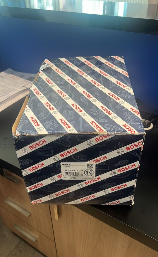 Bosch 2012-2024 6C469D376AA Bosch 2012-2024 - Горивна помпа за Камион: снимка 1 Bosch 2012-2024 6C469D376AA Bosch 2012-2024 - Горивна помпа за Камион: снимка 1