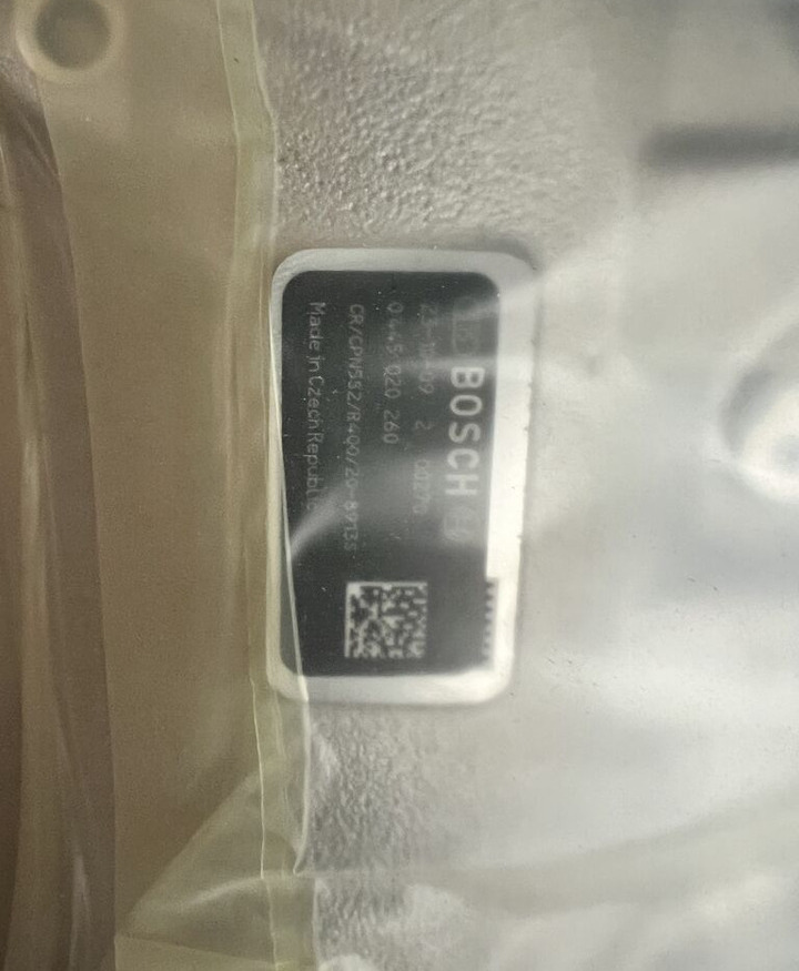 Bosch 2024 for Bosch Mercedes Trucks - Горивна помпа за Камион: снимка 1 Bosch 2024 for Bosch Mercedes Trucks - Горивна помпа за Камион: снимка 1