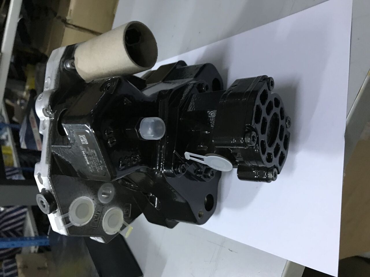 Bosch 51111037678 MAN truck - Горивна помпа за Камион: снимка 1 Bosch 51111037678 MAN truck - Горивна помпа за Камион: снимка 1