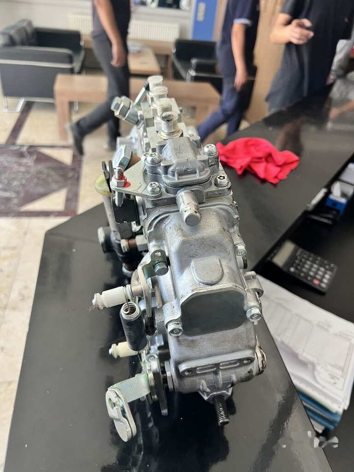 Bosch Denso Mitsubishi 20000-2023 - Горивна помпа за Камион: снимка 3 Bosch Denso Mitsubishi 20000-2023 - Горивна помпа за Камион: снимка 3