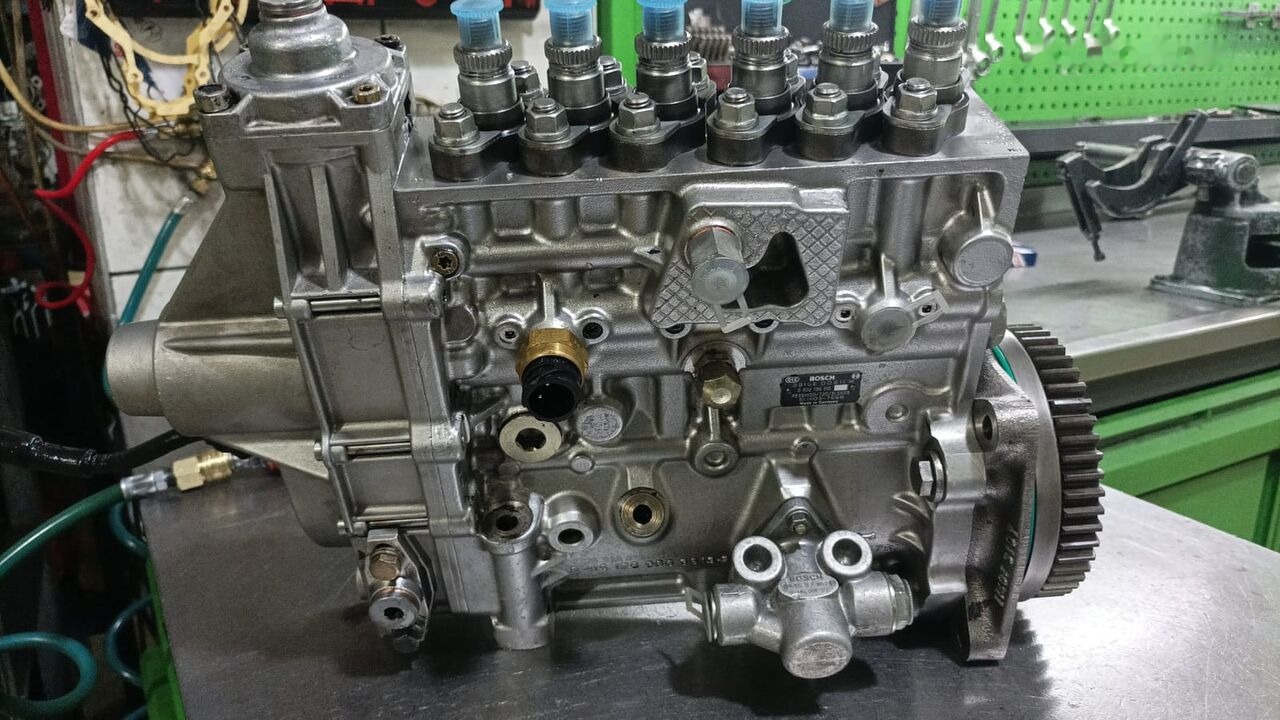 Bosch TGA 0402796210 MAN Tga 410 - Горивна помпа за Камион: снимка 1 Bosch TGA 0402796210 MAN Tga 410 - Горивна помпа за Камион: снимка 1