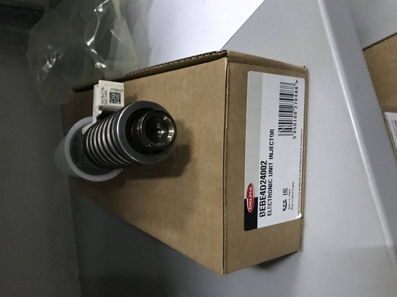 Delphi 2018 BEBE4D24002 Volvo RENAULT-VOLVO truck - Инжектор за Камион: снимка 2 Delphi 2018 BEBE4D24002 Volvo RENAULT-VOLVO truck - Инжектор за Камион: снимка 2