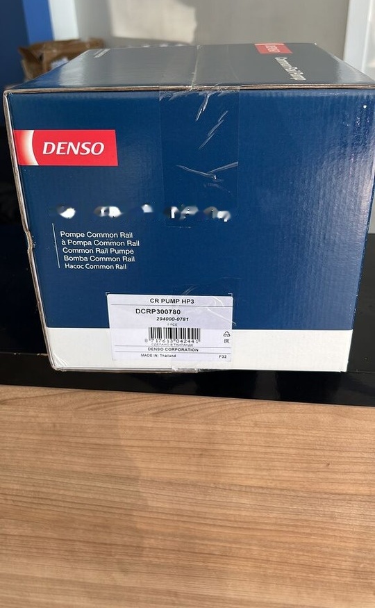Denso New 2023 294000-0781 for Denso Navara car - Горивна помпа за Лек автомобил: снимка 1 Denso New 2023 294000-0781 for Denso Navara car - Горивна помпа за Лек автомобил: снимка 1