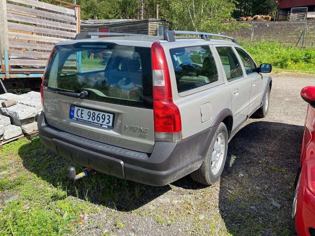 2001 Volvo XC70 EU-GODKJENT (rep.-objekt) - Лек автомобил: снимка 5 2001 Volvo XC70 EU-GODKJENT (rep.-objekt) - Лек автомобил: снимка 5