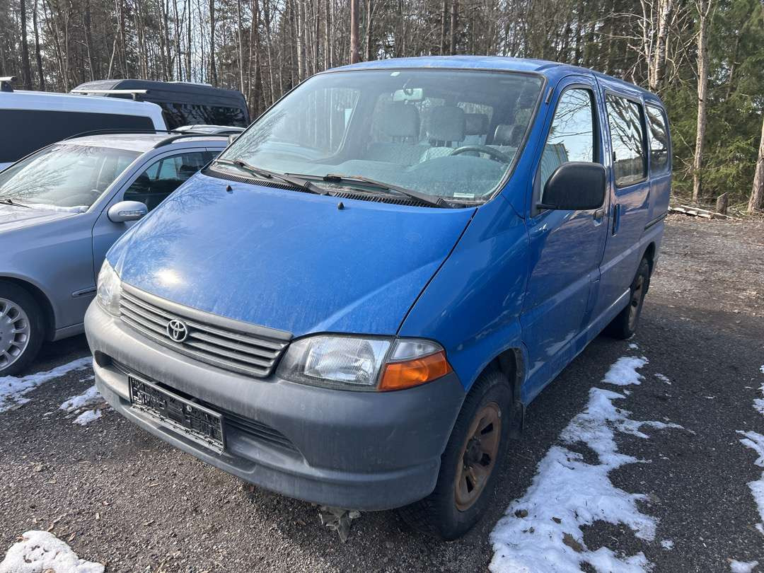 2003 Toyota HIACE 4WD 9 seter EU-godkjent - Лек автомобил: снимка 1 2003 Toyota HIACE 4WD 9 seter EU-godkjent - Лек автомобил: снимка 1