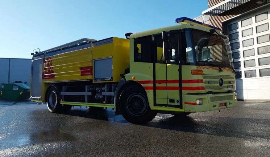 2005 Mercedes-Benz Econic 1833L / 2,50m høyde / Water tanker / Firetruck - Пожарна кола: снимка 1 2005 Mercedes-Benz Econic 1833L / 2,50m høyde / Water tanker / Firetruck - Пожарна кола: снимка 1