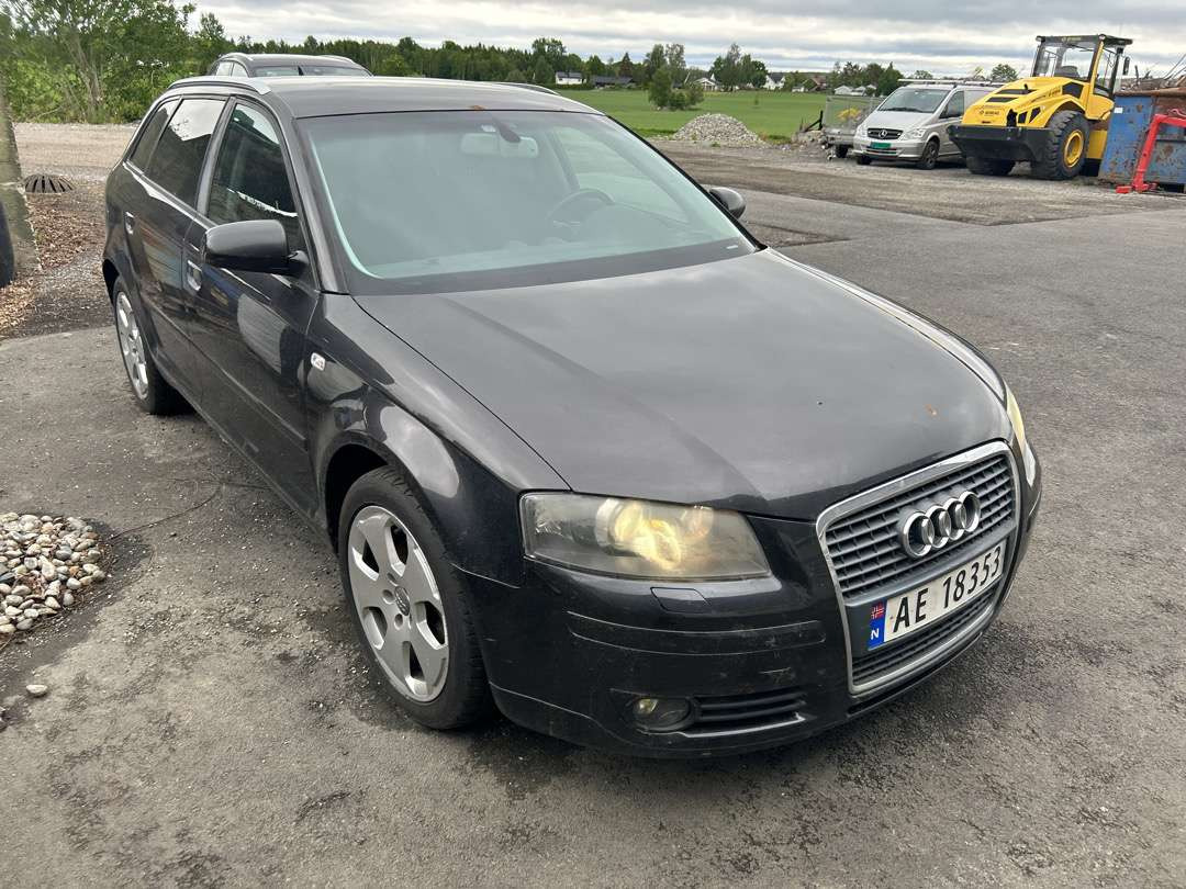 2006 personbil AUDI A3 (Rep objekt) - Лек автомобил: снимка 2 2006 personbil AUDI A3 (Rep objekt) - Лек автомобил: снимка 2